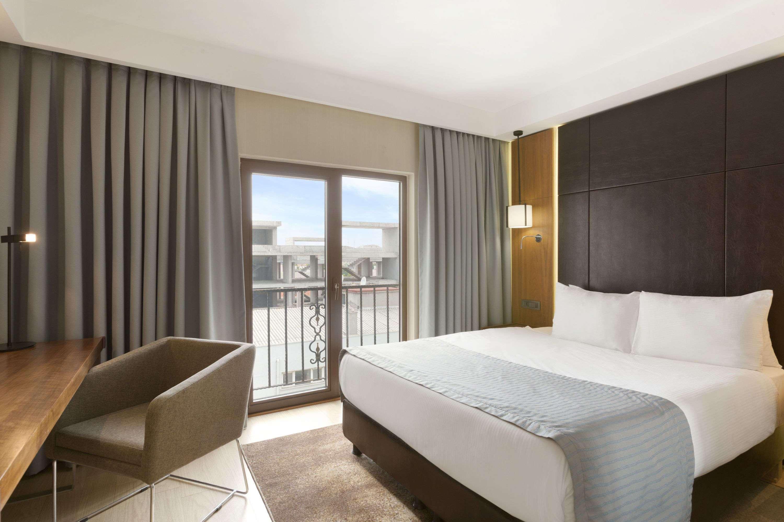 Ramada By Wyndham Istanbul Florya Hotel Exterior foto