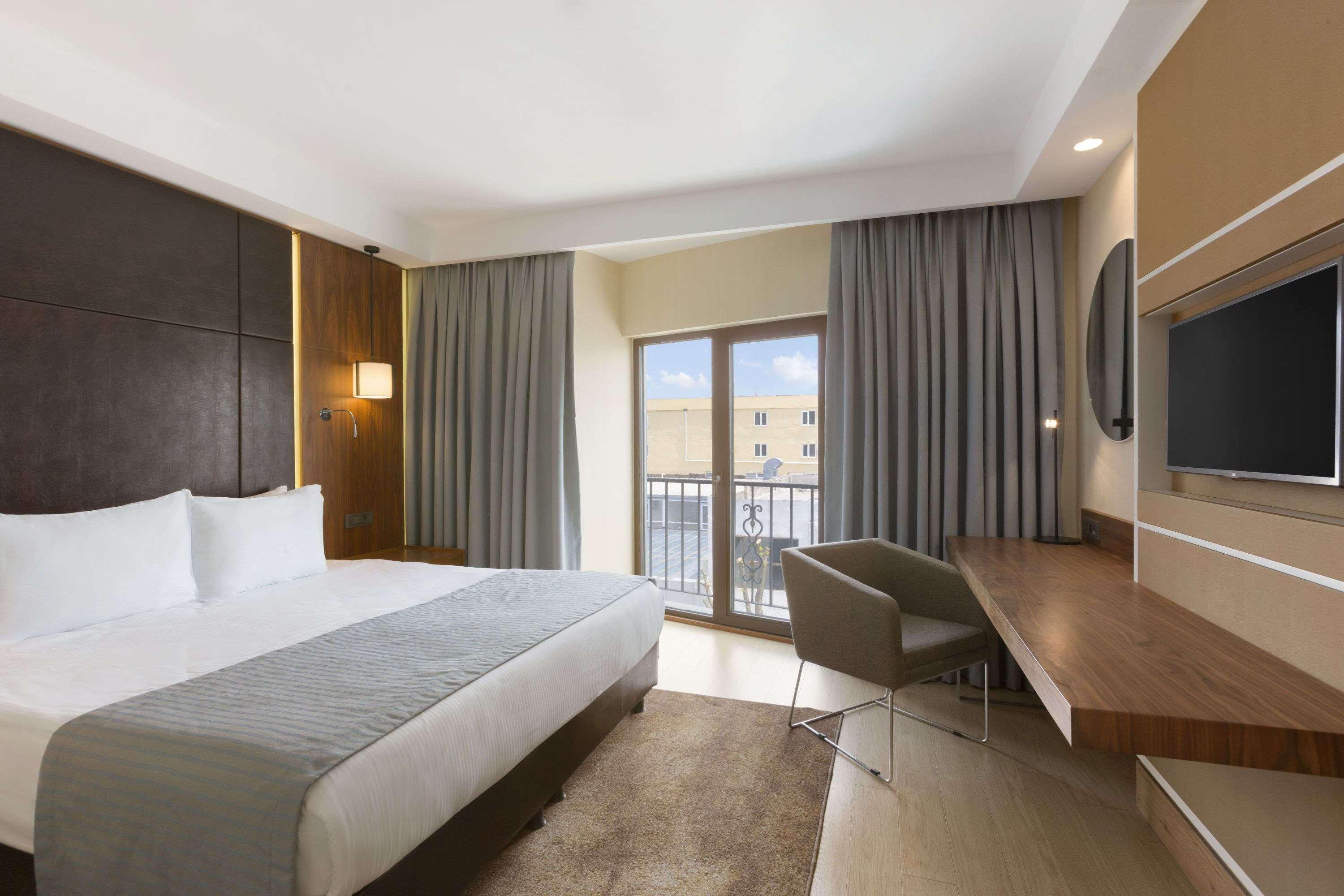 Ramada By Wyndham Istanbul Florya Hotel Exterior foto