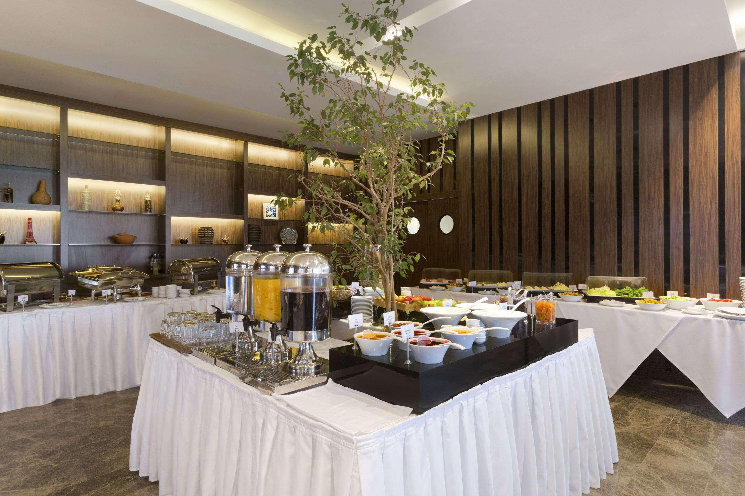 Ramada By Wyndham Istanbul Florya Hotel Exterior foto